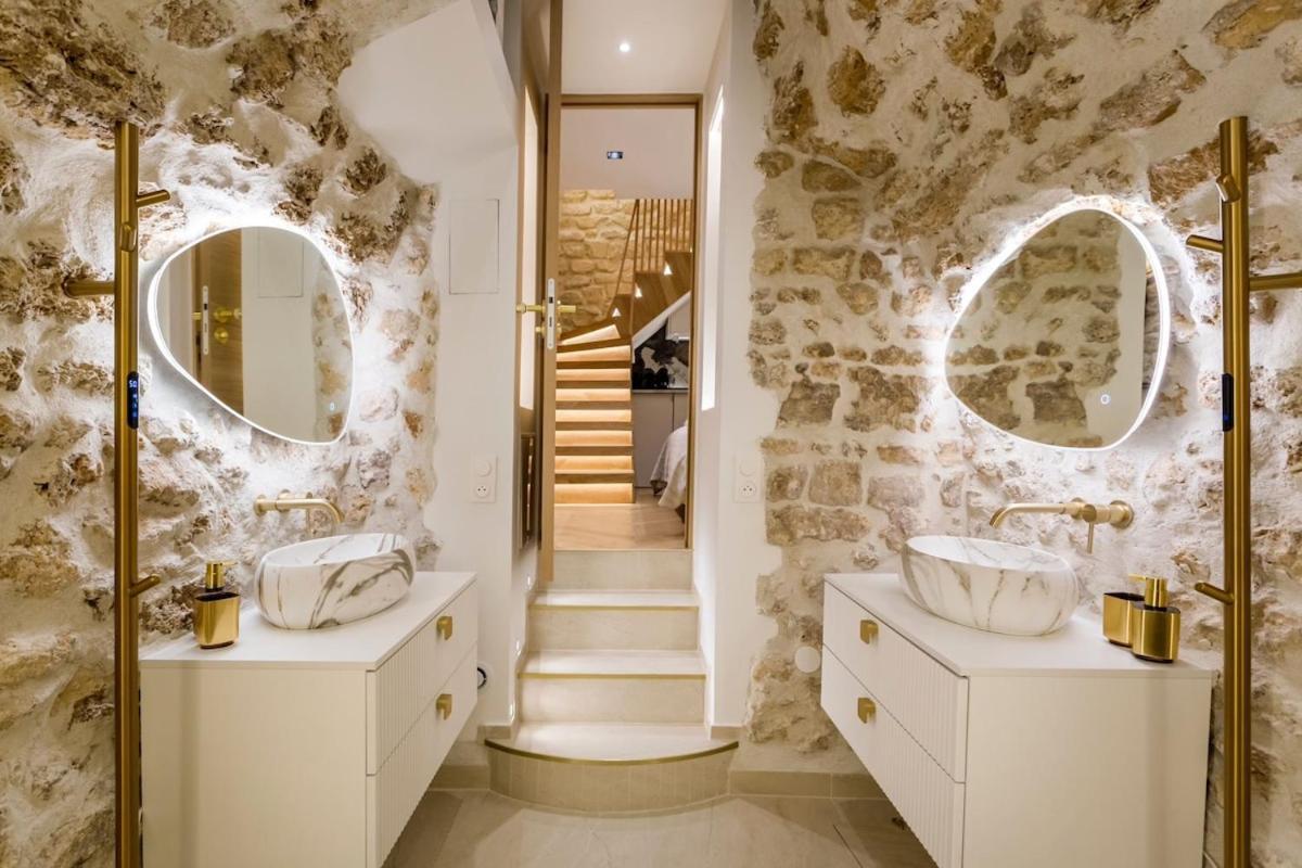Appartement B1 Beautiful, Luxury Near Eiffel Tower Sleeps Ac Parijs