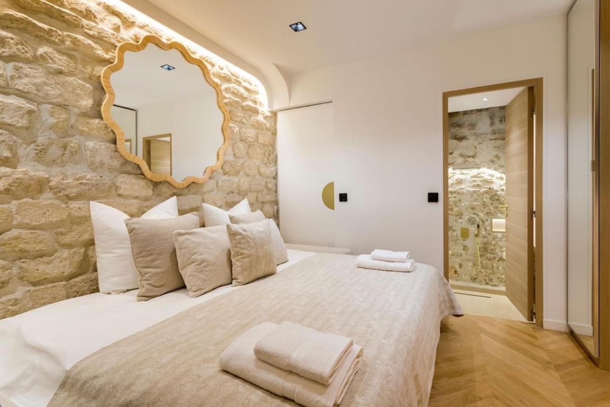 B1 Beautiful, Luxury Near Eiffel Tower Sleeps Ac * Parijs