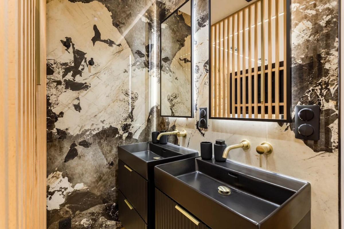 Appartement B1 Beautiful, Luxury Near Eiffel Tower Sleeps Ac Parijs