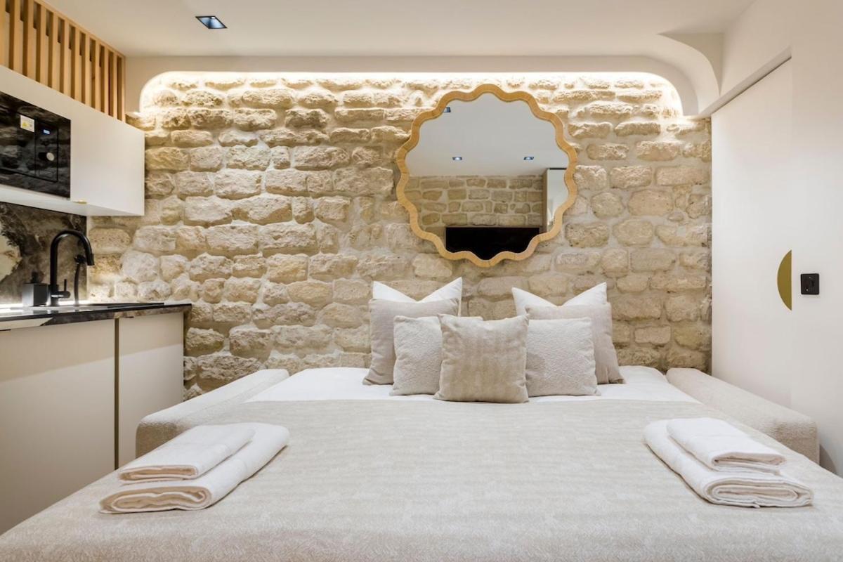 B1 Beautiful, Luxury Near Eiffel Tower Sleeps Ac